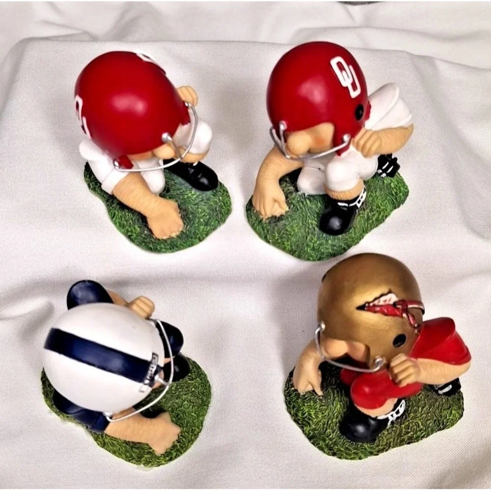 Vintage Kiwi Collection Tailgaters The Linemen‎ Football Figurines Lot of 4